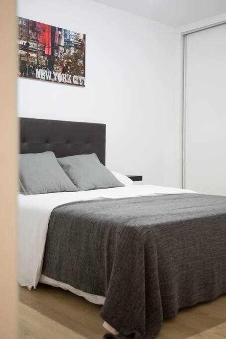 Apartamento Sotano En Gran Via 马德里 外观 照片