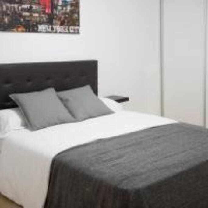 Apartamento Sotano En Gran Via 马德里 外观 照片