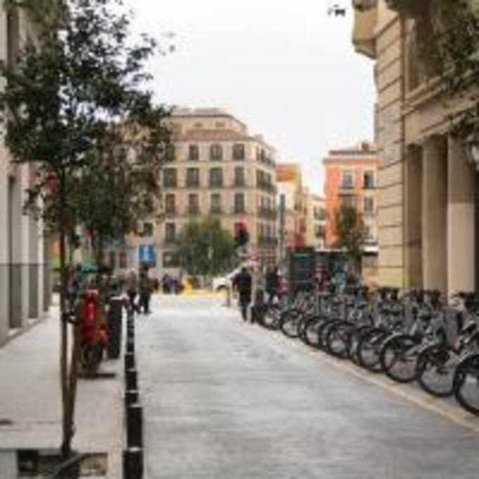 Apartamento Sotano En Gran Via 马德里 外观 照片