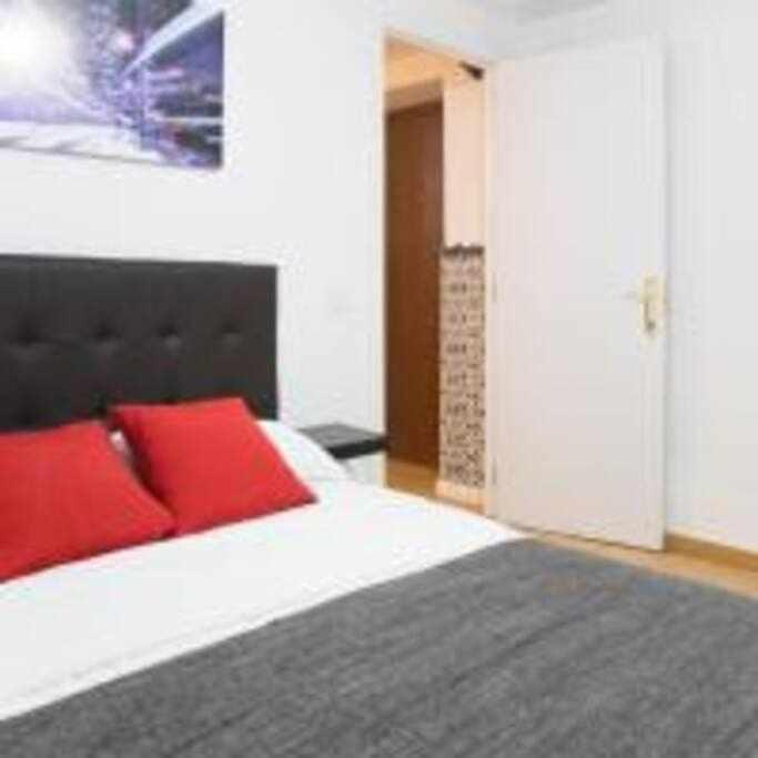 Apartamento Sotano En Gran Via 马德里 外观 照片