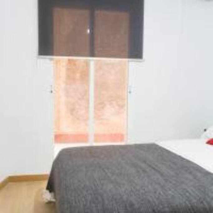 Apartamento Sotano En Gran Via 马德里 外观 照片