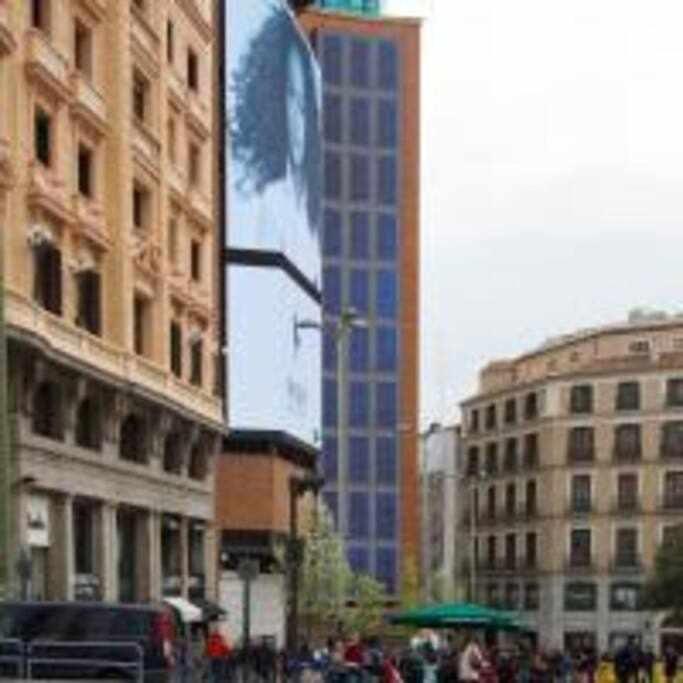 Apartamento Sotano En Gran Via 马德里 外观 照片