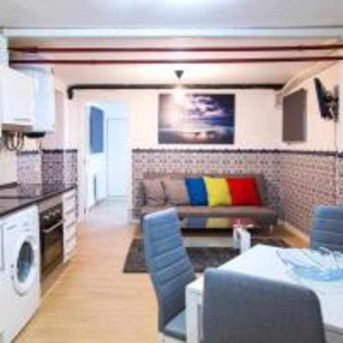 Apartamento Sotano En Gran Via 马德里 外观 照片